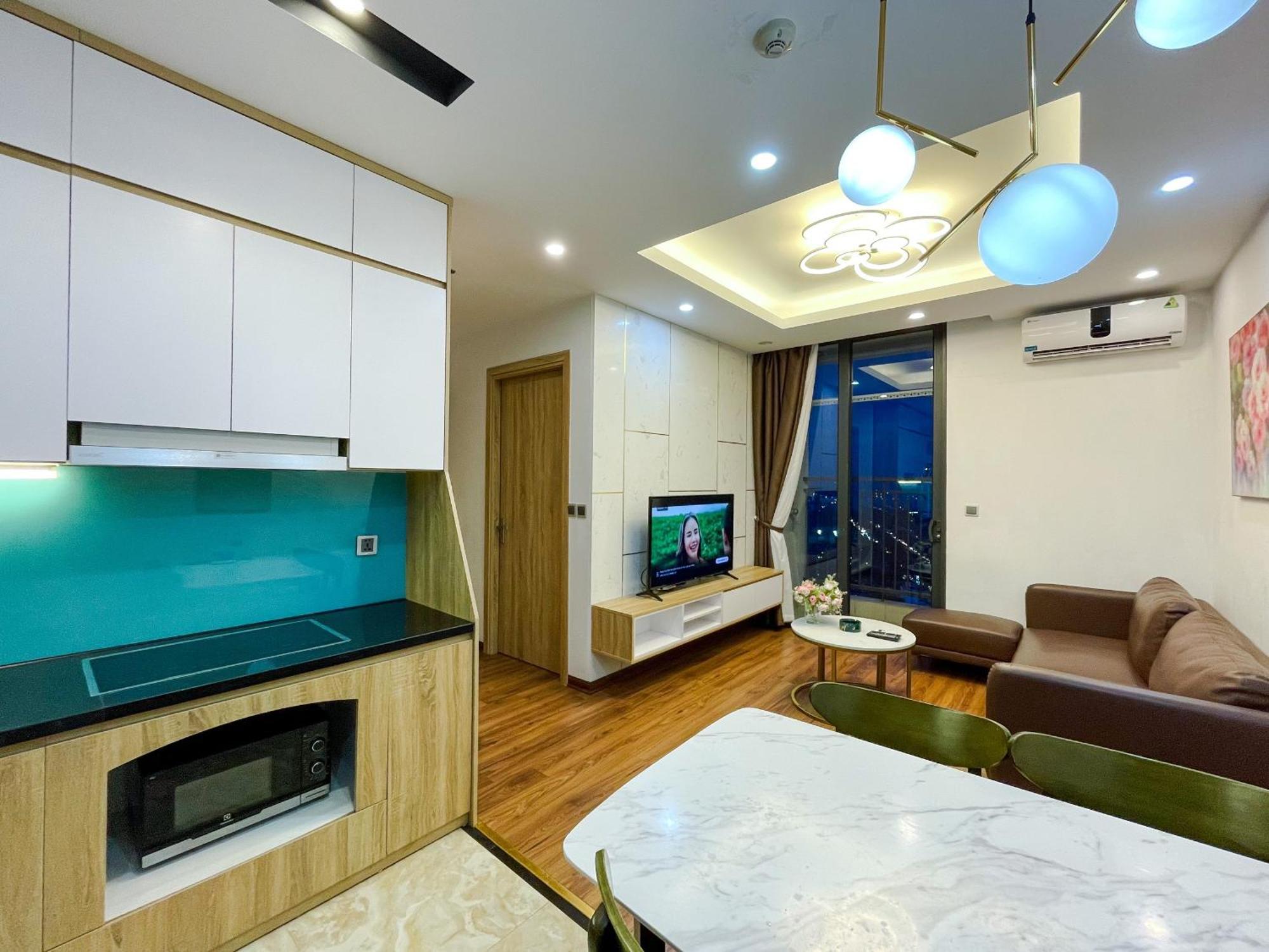Rosee House -Luxury Apartment In Vinhomes Greenbay Hanoi Kültér fotó