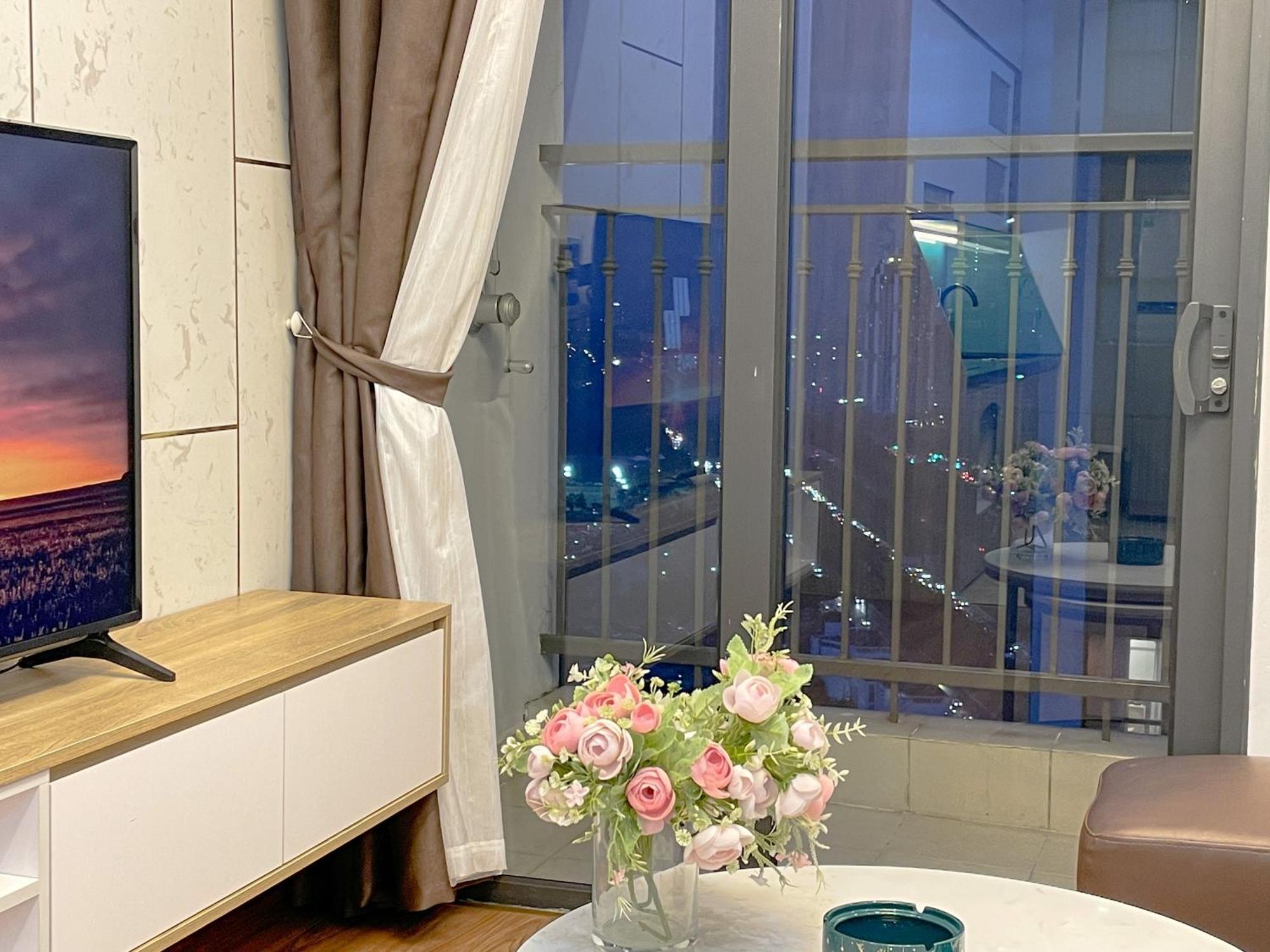 Rosee House -Luxury Apartment In Vinhomes Greenbay Hanoi Kültér fotó