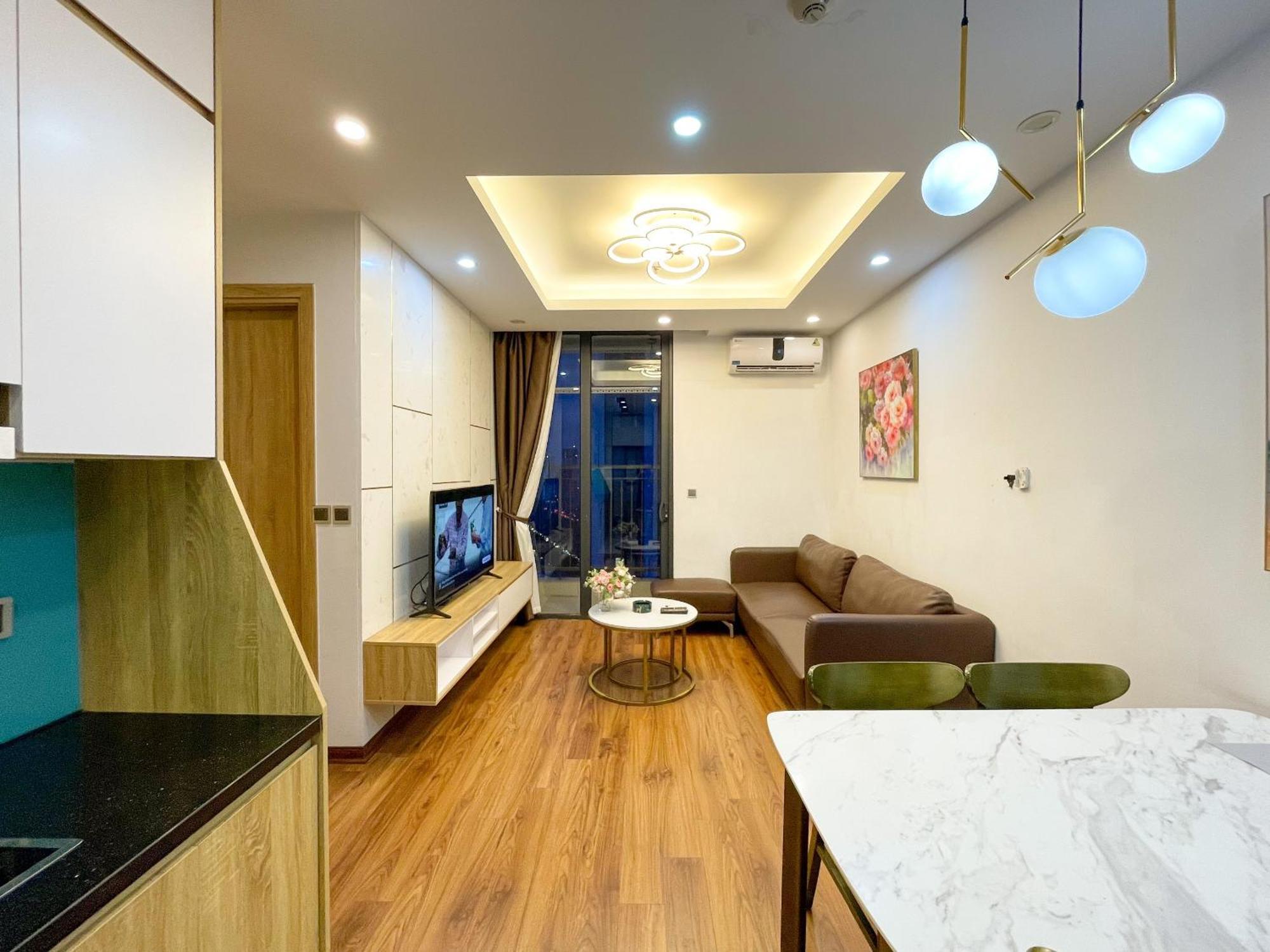Rosee House -Luxury Apartment In Vinhomes Greenbay Hanoi Kültér fotó