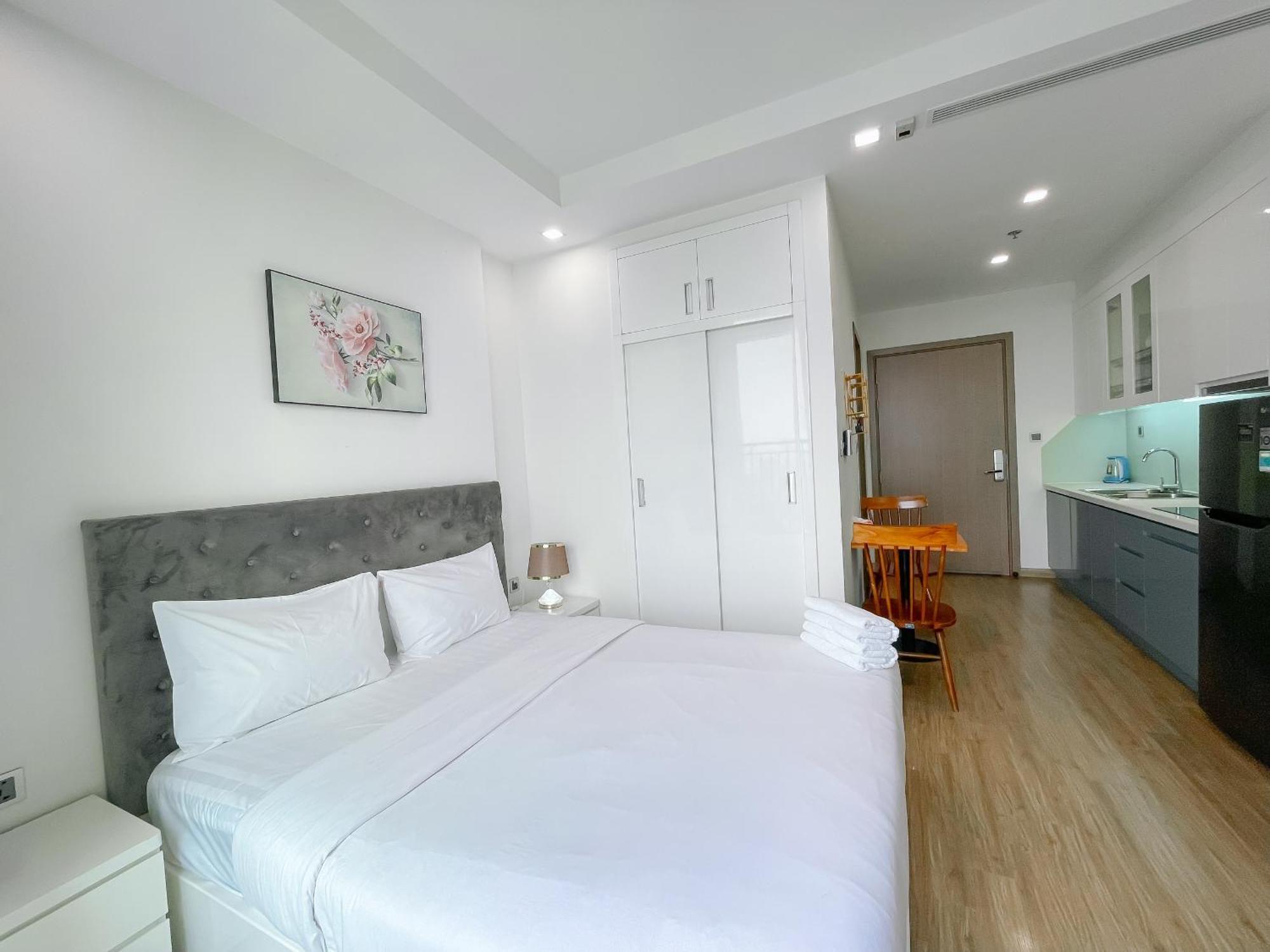 Rosee House -Luxury Apartment In Vinhomes Greenbay Hanoi Kültér fotó